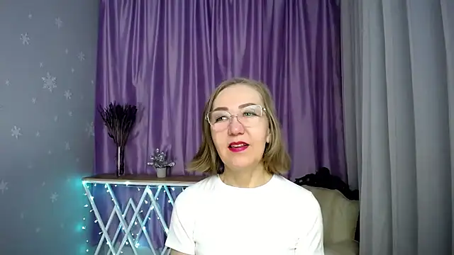 queen a n i online show from 05-08-26, 07:14