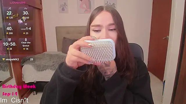 Snapshot of Miley_Baker chatting on 09-25-25, 02:10 Miley Baker online show from 09-25-25, 02:10