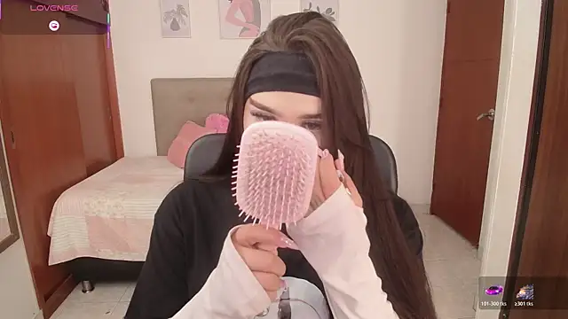 Miley Baker online show from 12-19-25, 03:30