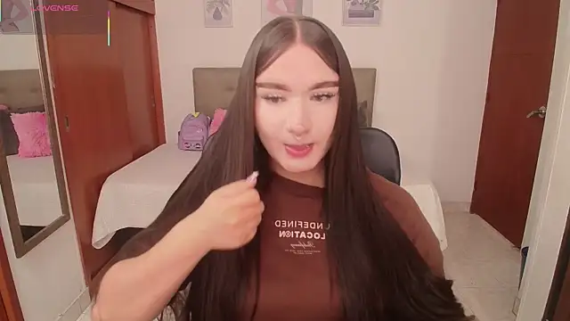 Snapshot of Miley_Baker chatting on 02-14-26, 01:41 Miley Baker online show from 02-14-26, 01:41