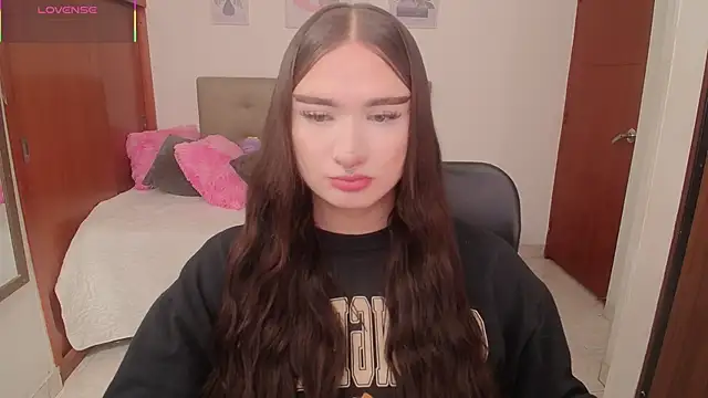 Snapshot of Miley_Baker chatting on 02-28-26, 02:29 Miley Baker online show from 02-28-26, 02:29