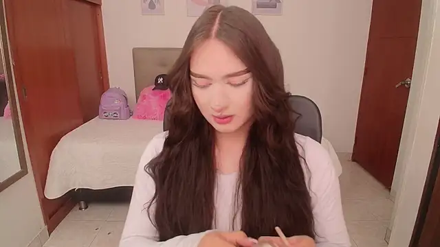 Snapshot of Miley_Baker chatting on 03-03-26, 03:07 Miley Baker online show from 03-03-26, 03:07