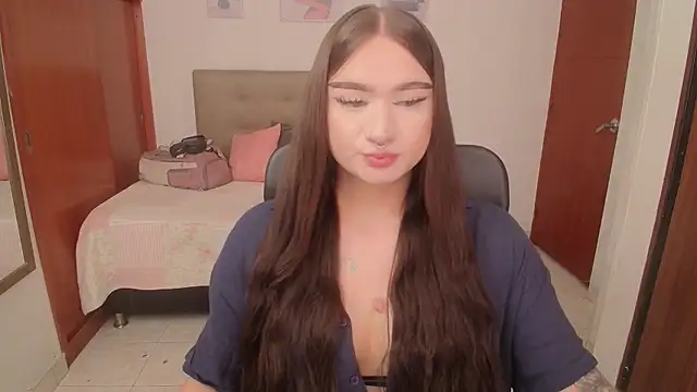 Snapshot of Miley_Baker chatting on 03-06-26, 01:51 Miley Baker online show from 03-06-26, 01:51