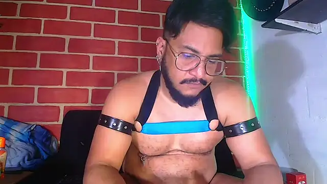 the master foal  online show from 01-26-25, 05:13