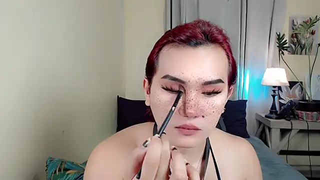 Snapshot of beatrice_21 chatting on 03-12-26, 11:38 beatrice 21 online show from 03-12-26, 11:38