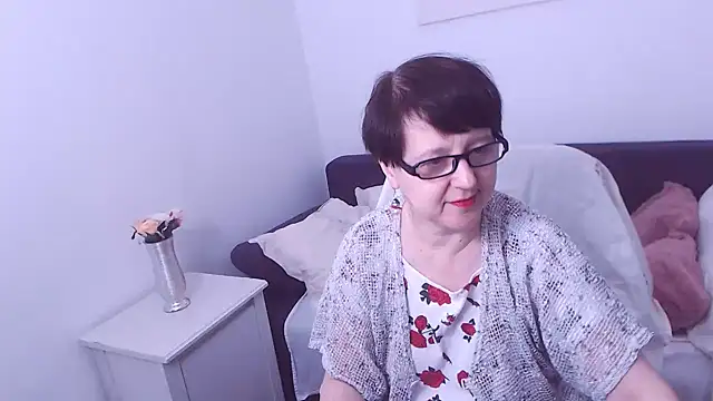 Snapshot of ChristaRose chatting on 12-15-24, 01:02 ChristaRose online show from 12-15-24, 01:02