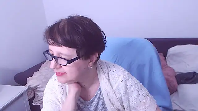 Snapshot of ChristaRose chatting on 12-19-24, 11:35 ChristaRose online show from 12-19-24, 11:35