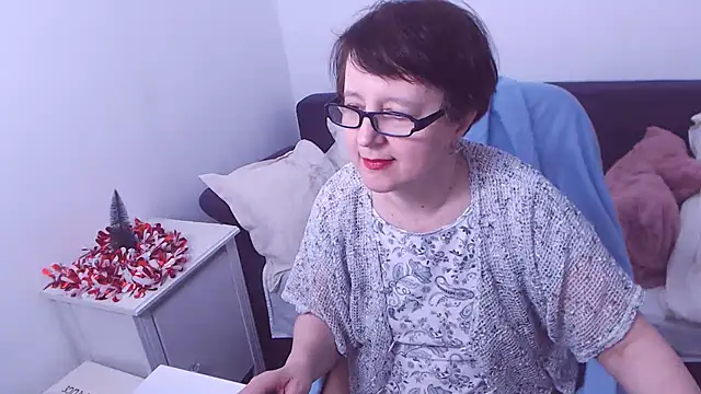 Snapshot of ChristaRose chatting on 12-29-24, 05:53 ChristaRose online show from 12-29-24, 05:53