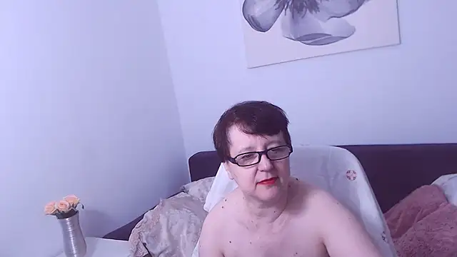 Snapshot of ChristaRose chatting on 09-13-25, 10:31 ChristaRose online show from 09-13-25, 10:31