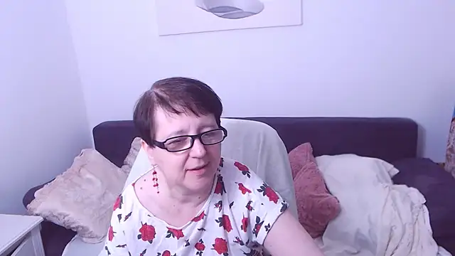 ChristaRose online show from 05-03-26, 07:36