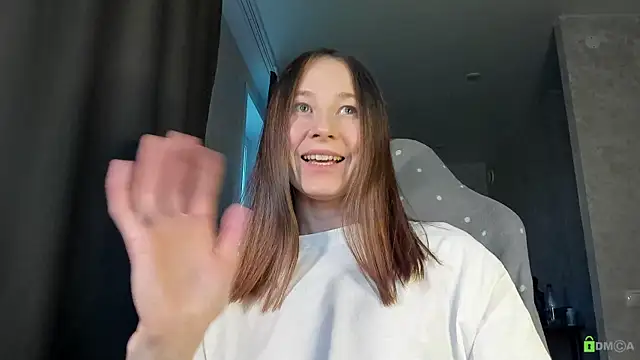 Snapshot of Courtney_Luv chatting on 10-06-25, 01:30 Courtney Luv online show from 10-06-25, 01:30