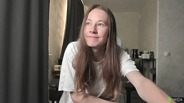 Snapshot of Courtney_Luv chatting on 06-25-26, 03:49 Courtney Luv online show from 06-25-26, 03:49