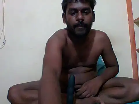 Snapshot of Slavebottombdsm09 chatting on 02-11-26, 06:35 Slavebottombdsm09 online show from 02-11-26, 06:35