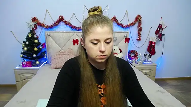 Snapshot of JessikaDaniel chatting on 12-17-24, 10:12 JessikaDaniel online show from 12-17-24, 10:12