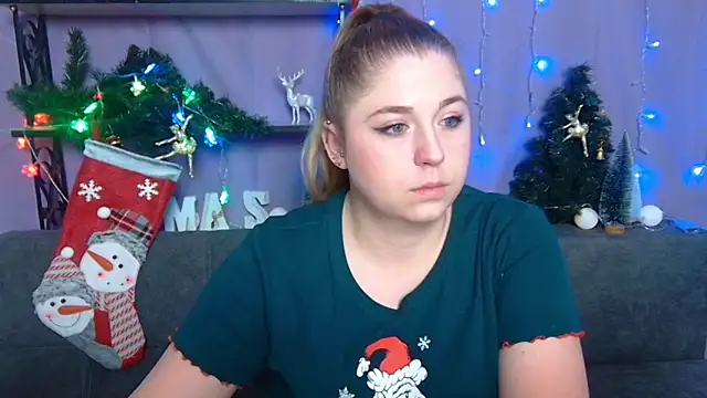 Snapshot of JessikaDaniel chatting on 12-18-24, 07:15 JessikaDaniel online show from 12-18-24, 07:15
