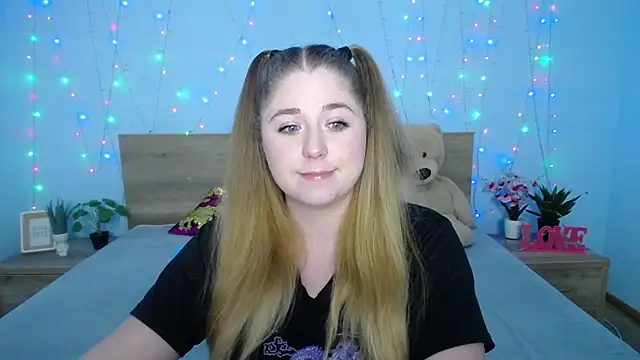 Snapshot of JessikaDaniel chatting on 01-29-25, 10:16 JessikaDaniel online show from 01-29-25, 10:16