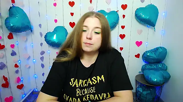 Snapshot of JessikaDaniel chatting on 02-06-25, 10:15 JessikaDaniel online show from 02-06-25, 10:15