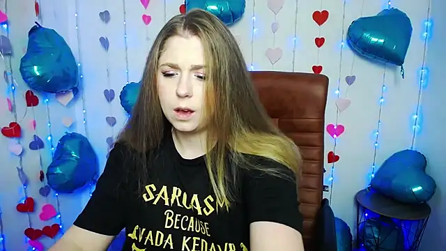 Snapshot of JessikaDaniel chatting on 02-19-25, 07:17 JessikaDaniel online show from 02-19-25, 07:17