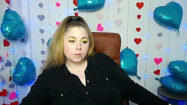 Snapshot of JessikaDaniel chatting on 02-21-25, 10:17 JessikaDaniel online show from 02-21-25, 10:17