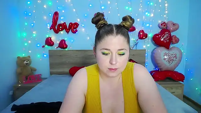 Snapshot of JessikaDaniel chatting on 03-05-25, 10:11 JessikaDaniel online show from 03-05-25, 10:11