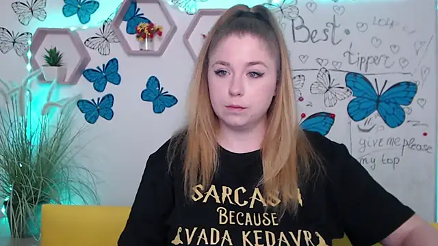 Snapshot of JessikaDaniel chatting on 03-19-25, 07:07 JessikaDaniel online show from 03-19-25, 07:07