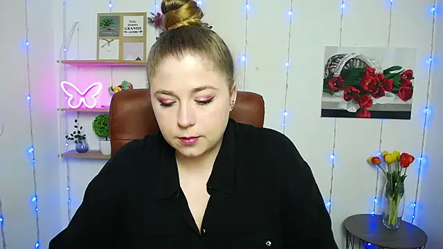 Snapshot of JessikaDaniel chatting on 03-22-25, 07:15 JessikaDaniel online show from 03-22-25, 07:15