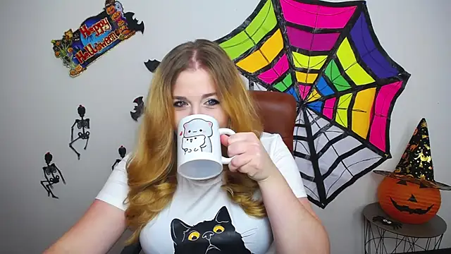 JessikaDaniel online show from 10-31-25, 07:31