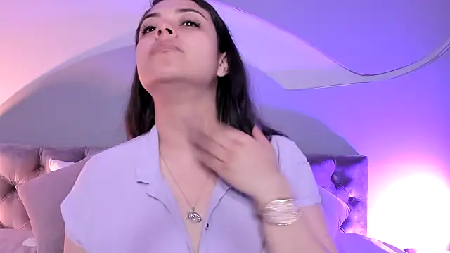 Nicolle W online show from 03-08-25, 11:58