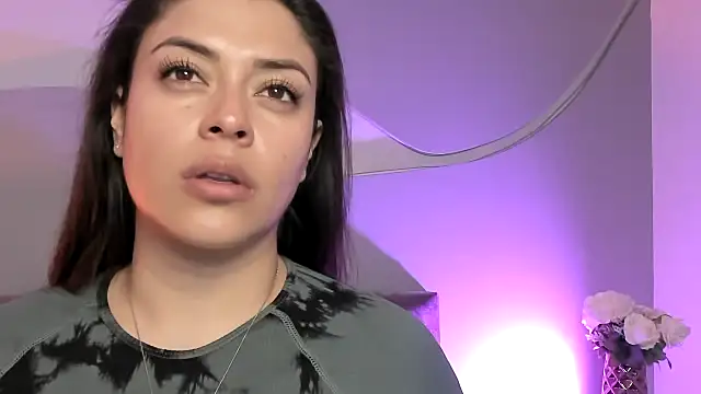 Nicolle W online show from 03-11-25, 11:55