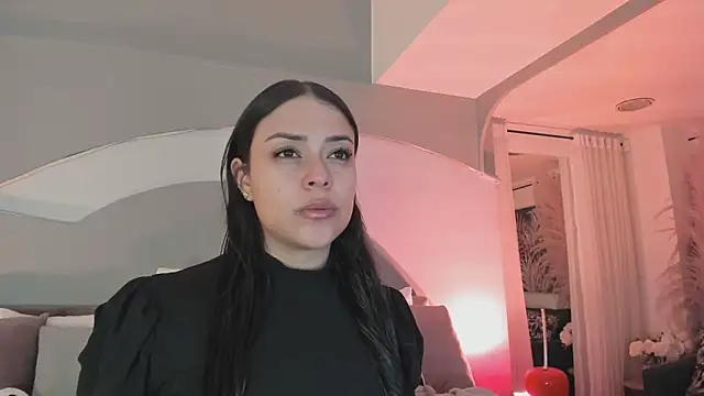 Nicolle W online show from 10-24-25, 12:01