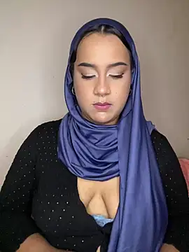 Maryam yamal online show from 02-19-25, 08:52