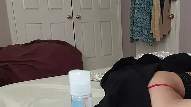 AmateurGuy23 online show from 10-10-25, 06:07