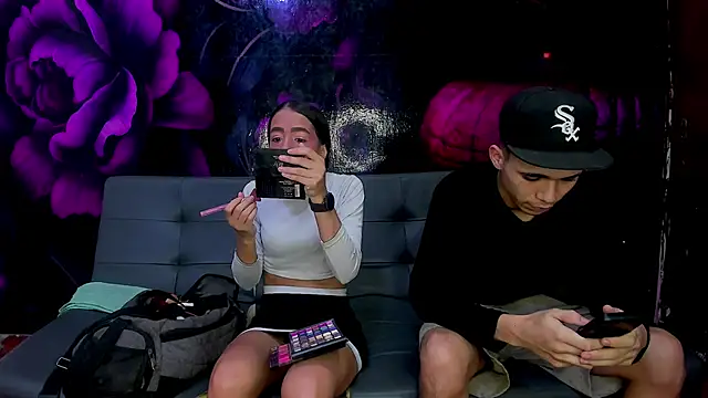 Snapshot of SecretsParty chatting on 09-28-25, 07:41 SecretsParty online show from 09-28-25, 07:41