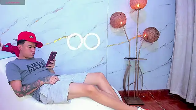 Snapshot of SecretsParty chatting on 11-03-25, 07:37 SecretsParty online show from 11-03-25, 07:37