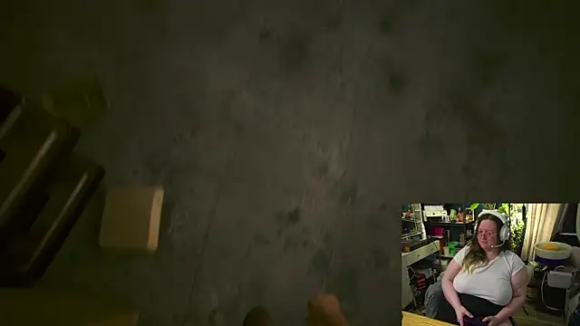 Geeky Kitten online show from 09-26-25, 07:34