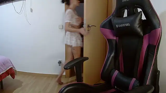 Vampirosa online show from 10-11-25, 09:52