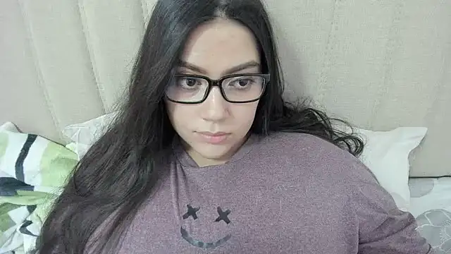 Snapshot of roniewester chatting on 03-14-25, 11:00 roniewester online show from 03-14-25, 11:00