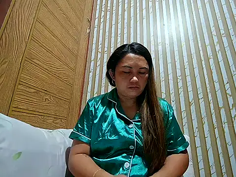 LalaiAsian online show from 03-18-26, 09:29