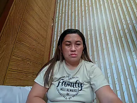 Snapshot of LalaiAsian chatting on 04-14-26, 06:30 LalaiAsian online show from 04-14-26, 06:30