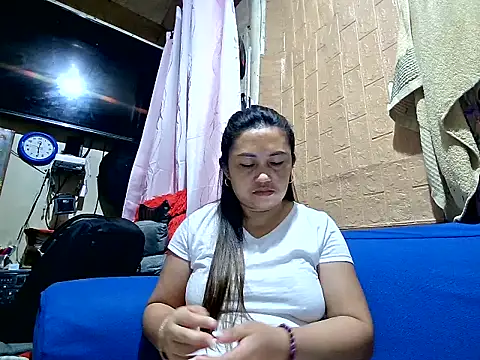 Snapshot of LalaiAsian chatting on 07-08-26, 11:09 LalaiAsian online show from 07-08-26, 11:09