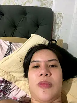 Hebefemme online show from 12-16-25, 07:30