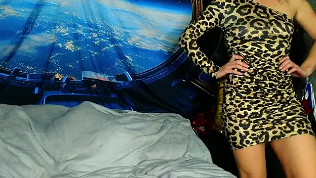 Snapshot of KittyMia chatting on 03-25-26, 08:37 KittyMia online show from 03-25-26, 08:37