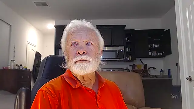 Snapshot of rockpoint69 chatting on 12-18-24, 12:40 rockpoint69 online show from 12-18-24, 12:40