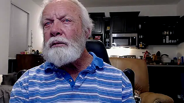 Snapshot of rockpoint69 chatting on 02-13-25, 02:12 rockpoint69 online show from 02-13-25, 02:12