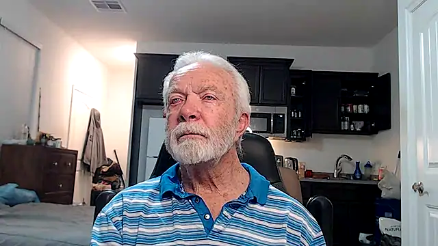 Snapshot of rockpoint69 chatting on 09-21-25, 09:44 rockpoint69 online show from 09-21-25, 09:44