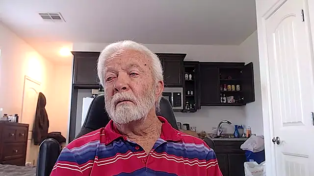 Snapshot of rockpoint69 chatting on 04-11-26, 01:26 rockpoint69 online show from 04-11-26, 01:26