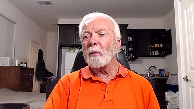 Snapshot of rockpoint69 chatting on 04-12-26, 06:29 rockpoint69 online show from 04-12-26, 06:29