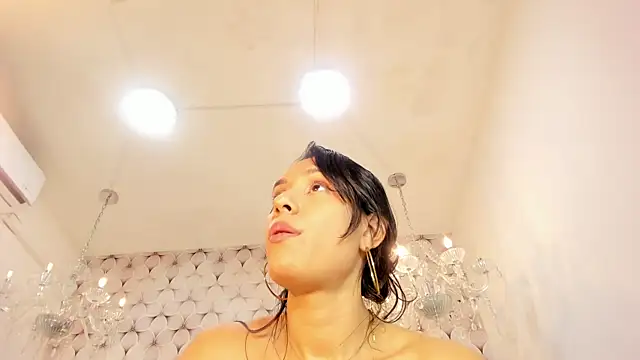 Snapshot of PilarJones_ chatting on 01-09-25, 03:55 PilarJones online show from 01-09-25, 03:55