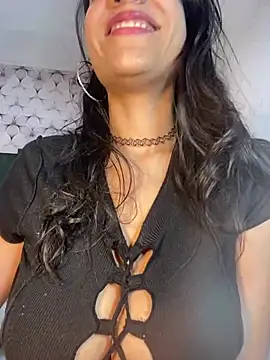 Snapshot of PilarJones_ chatting on 01-30-25, 03:40 PilarJones online show from 01-30-25, 03:40