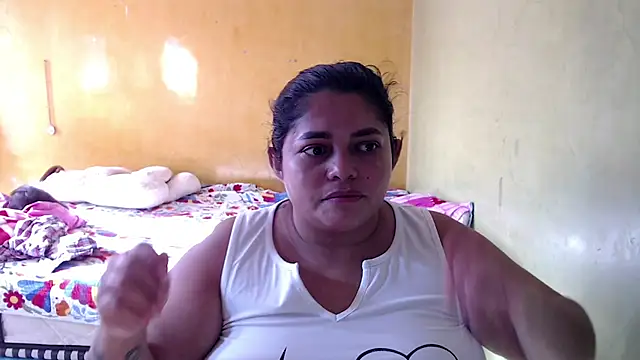 Snapshot of yulieth_bbw chatting on 07-28-26, 12:48 yulieth bbw online show from 07-28-26, 12:48